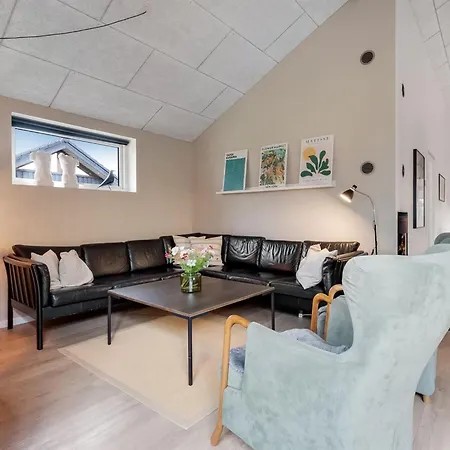 Angret - 200m From The Sea By Interhome 別荘